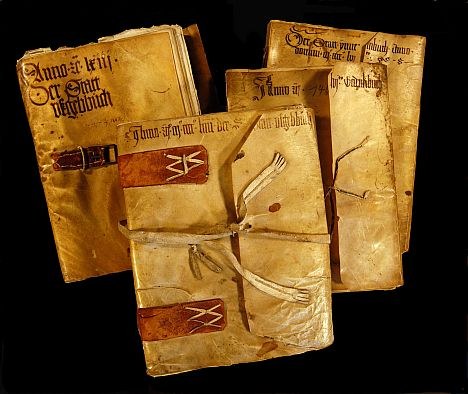 Mainzer Historiker untersuchen die Augsburger „Baumeisterbücher“