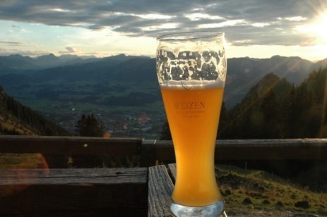 Keltisches Bier: Beifuß und Möhrensamen statt Hopfen