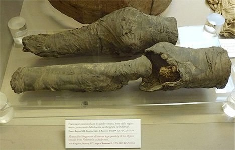 Knie der Gemahlin Ramses' II. entdeckt