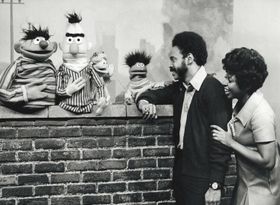 Wer nicht fragt, bleibt dumm – 50 Jahre Sesamstraße
