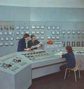 Geschlechterbeziehungen in DDR-Großbetrieben