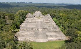 Maya: Archäologen entdecken das Grab des ersten Königs von Caracol