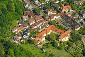 Vom Kloster zum Waisenhaus