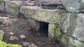 Sardinien: Archäologen legen monumentales „Riesengrab“ frei